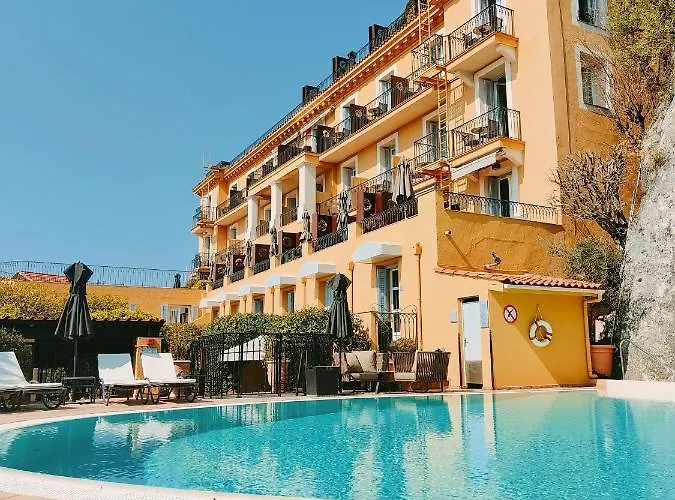 Hotel La Perouse Nice Baie Des Anges