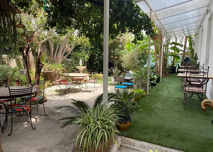 Logis Hôtel Villa Victorine Nice